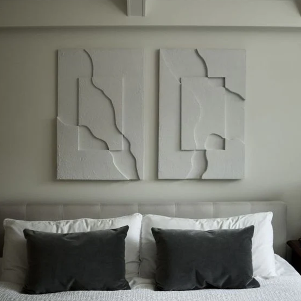 Elevé, a luxurious metallic sculpture, showcases a unique fractured terrain pattern